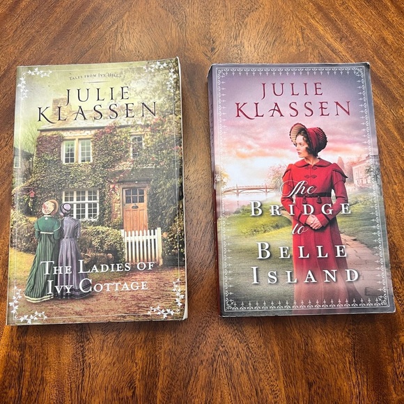 julie klassen Other - 📚Book Set📚
Julie Klassen The Ladies of Ivy Cottage & The Bridge to Belle Island